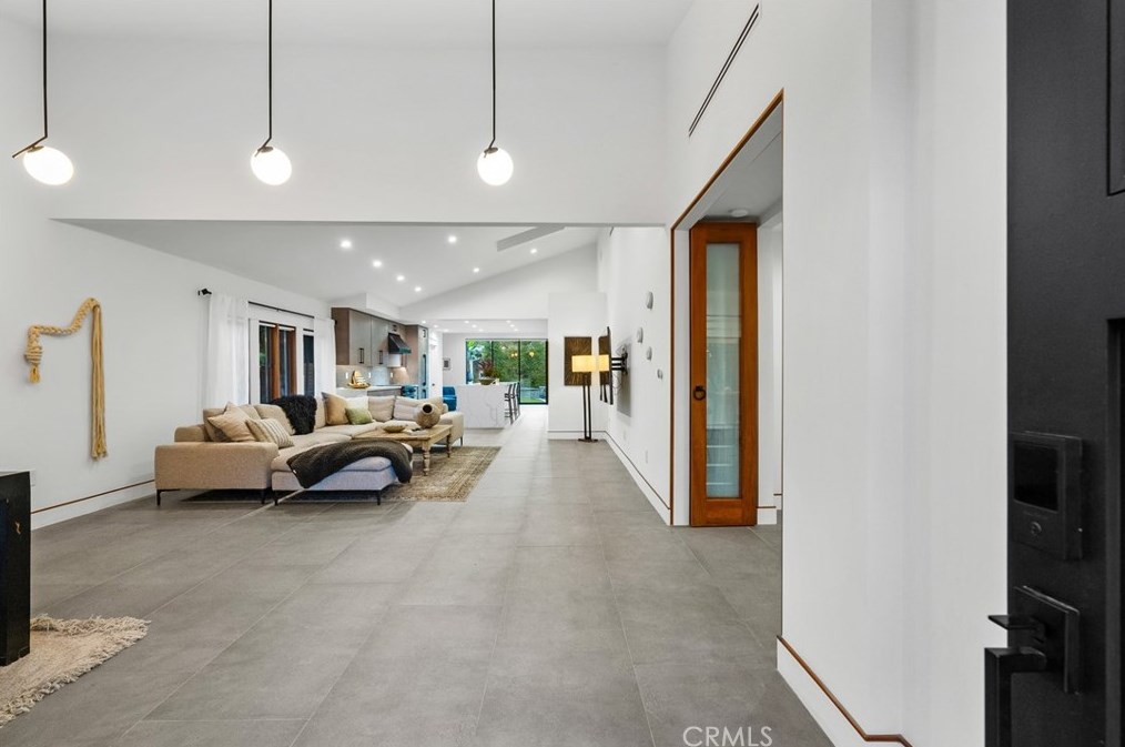 1927 Wilton Pl, Los Angeles CA  90068-3626 exterior