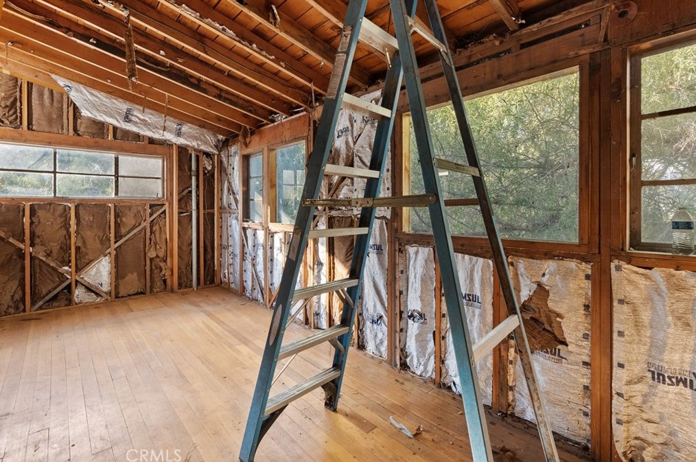 10791 Citrus Dr, Moorpark CA 93021-8700 exterior