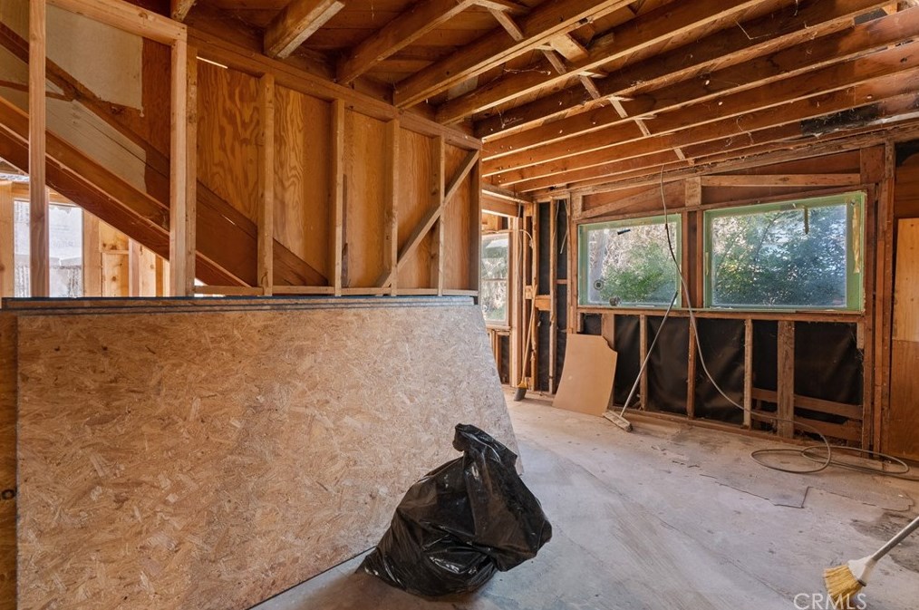 10791 Citrus Dr, Moorpark CA 93021-8700 exterior