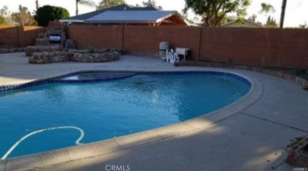 15007 Mankato St, San Fernando CA  91345-1629 exterior