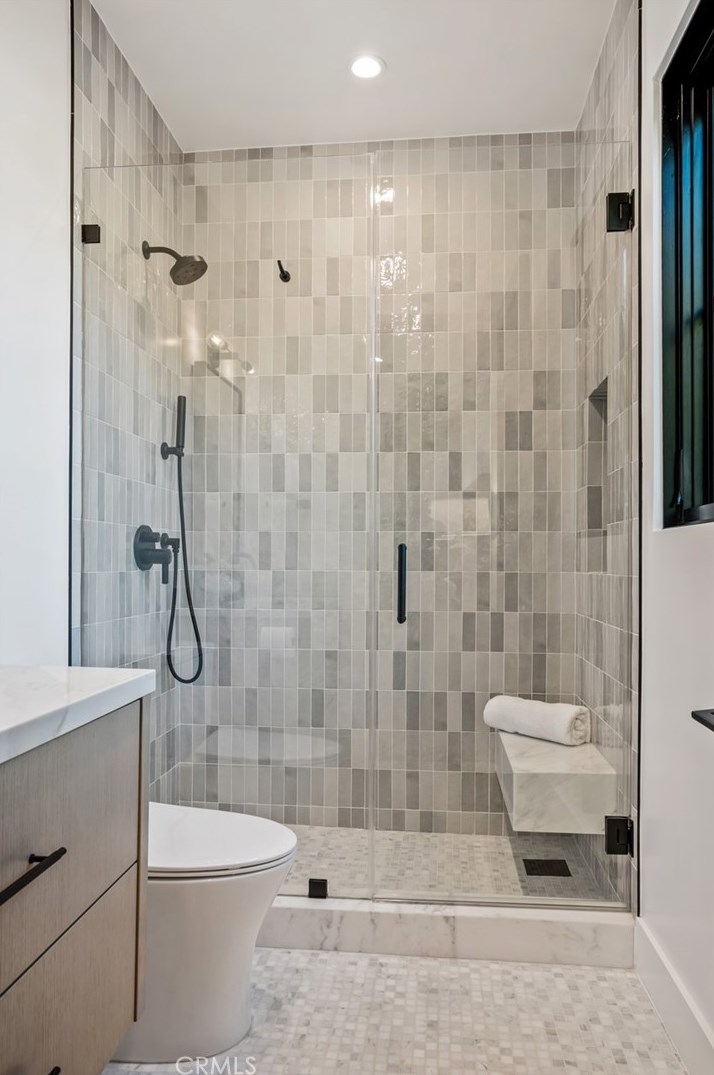 4955 Haskell Ave, Van Nuys CA  91436-1674 exterior