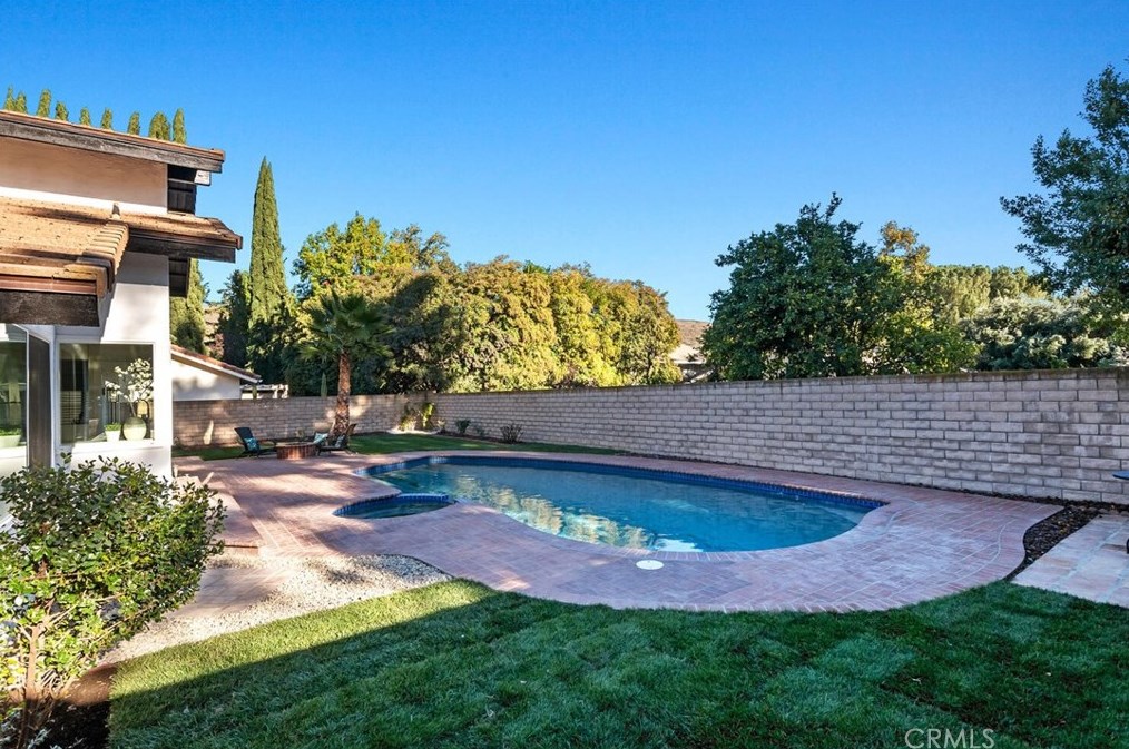 3183 Adirondack Ct, Thousand Oaks CA  91362-3504 exterior