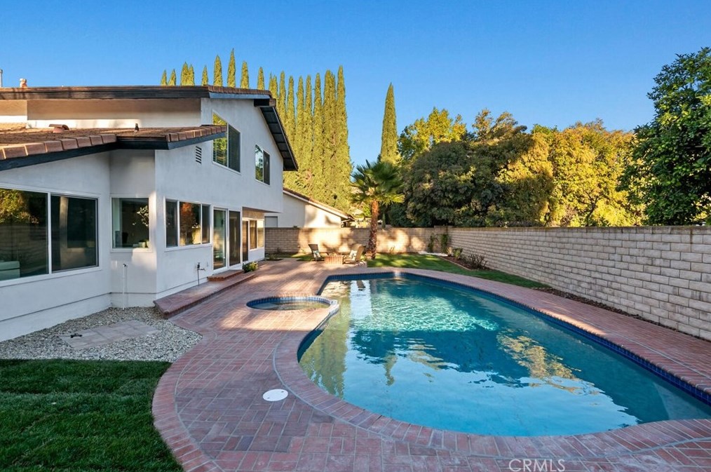 3183 Adirondack Ct, Thousand Oaks CA  91362-3504 exterior