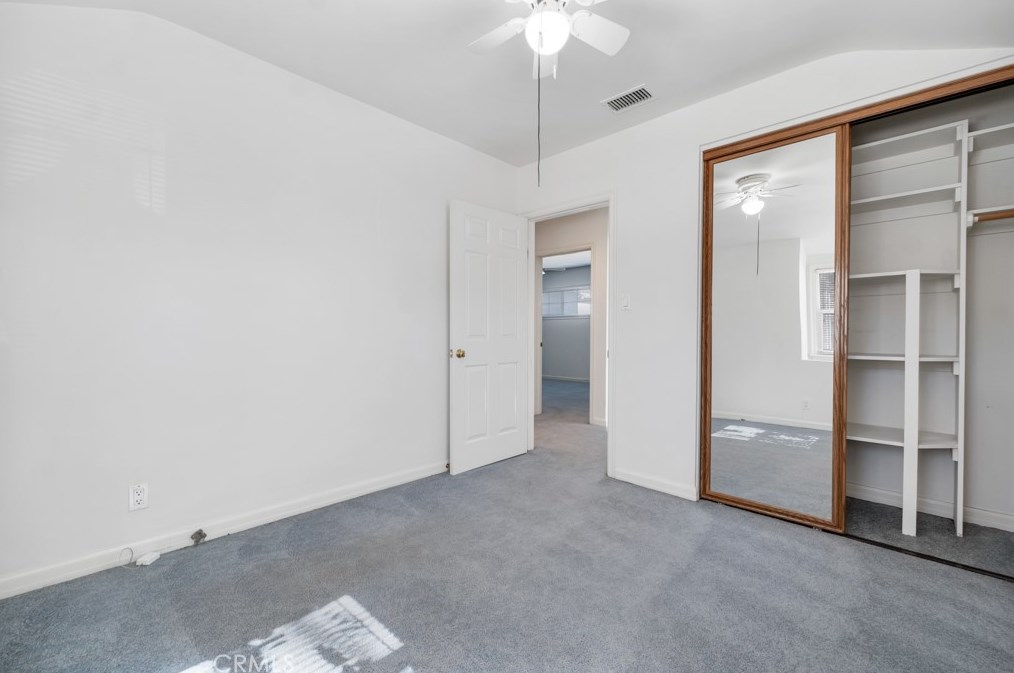 18343 Erwin St, Los Angeles CA  91335-7027 exterior