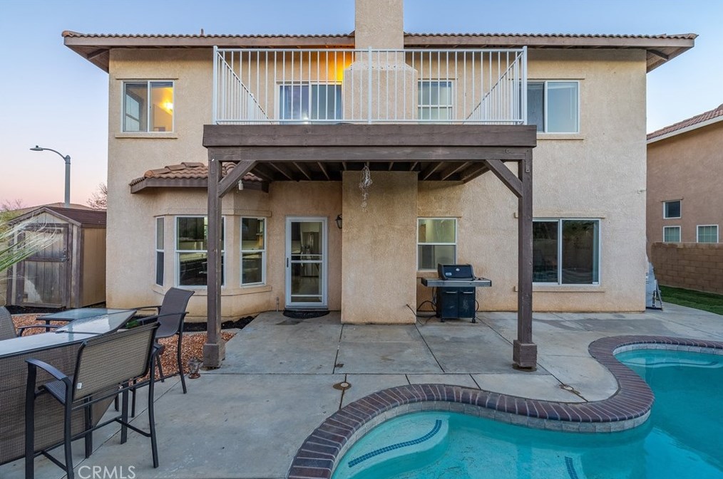 39943 Sunstar St, Palmdale CA  93551-5705 exterior