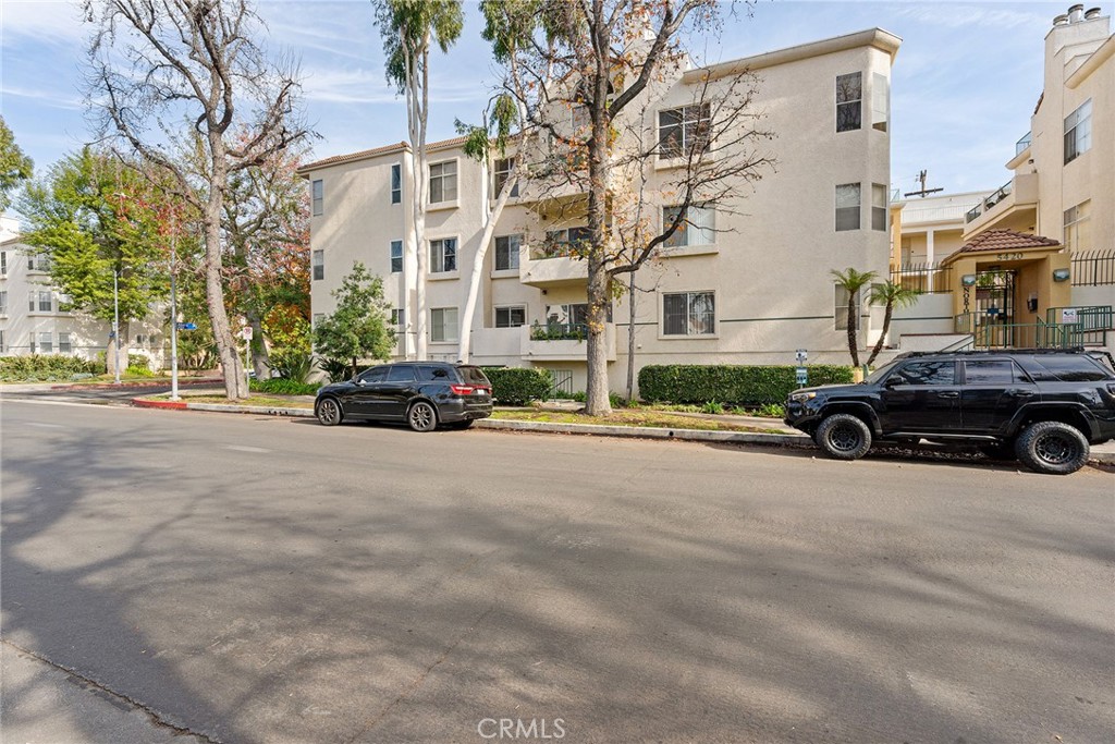 5420 Sylmar Ave #119, Sherman Oaks, CA 91401 - MLS SR24006287 ...