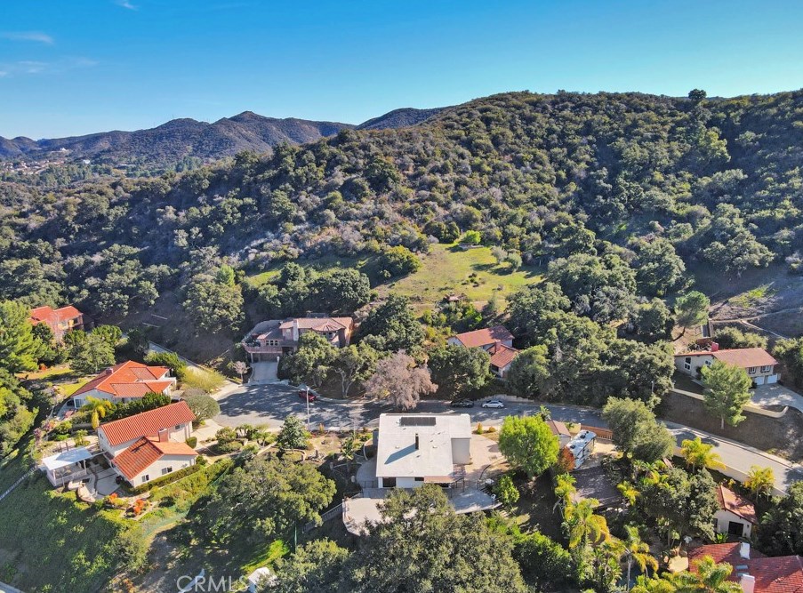 344 Corrine Hill Ct, Thousand Oaks CA  91320-4104 exterior