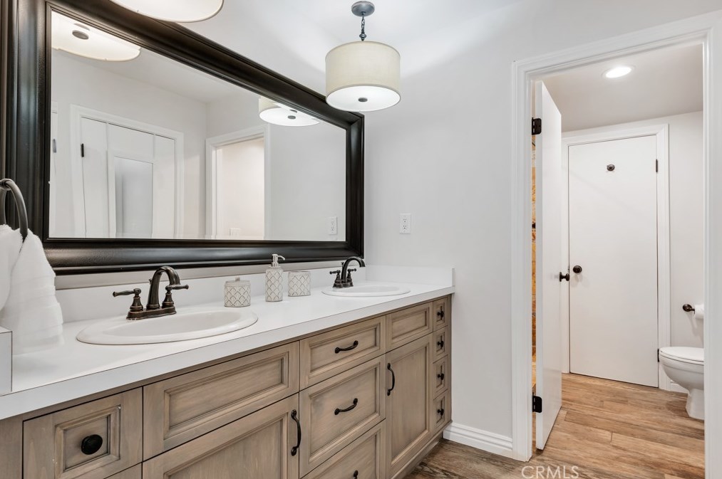 344 Corrine Hill Ct, Thousand Oaks CA  91320-4104 exterior