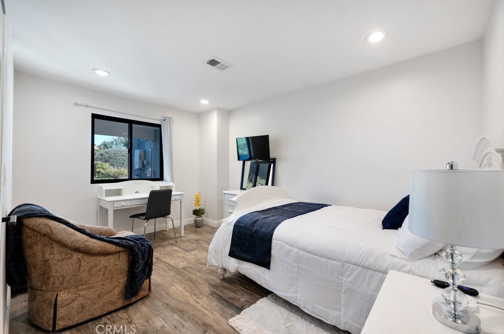 344 Corrine Hill Ct, Thousand Oaks CA  91320-4104 exterior