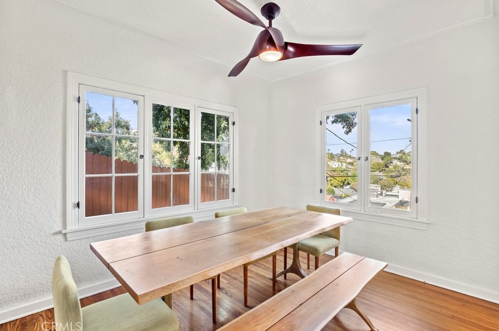 2559 Corralitas Dr, Los Angeles CA  90039-4002 exterior
