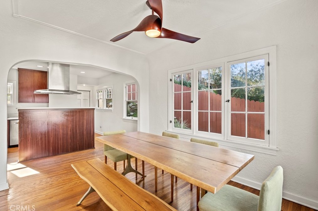 2559 Corralitas Dr, Los Angeles CA  90039-4002 exterior