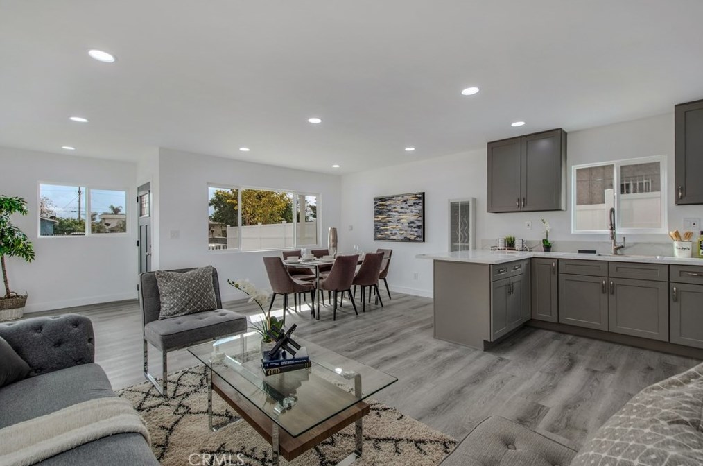 13279 Judd St, Los Angeles CA  91331-2424 exterior