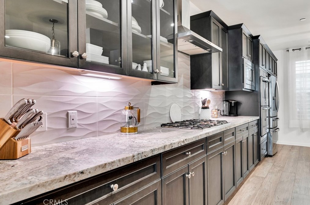 4018 Tradewinds Dr, Oxnard CA  93035-0014 exterior