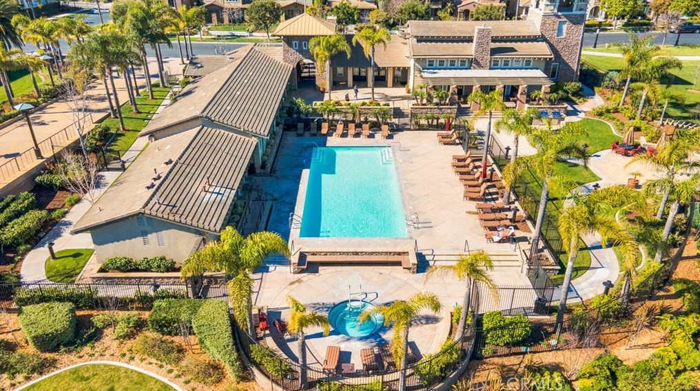 4018 Tradewinds Dr, Oxnard CA  93035-0014 exterior