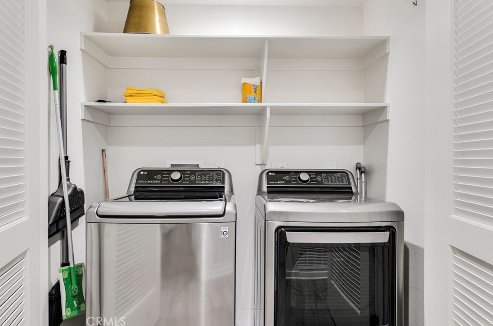 4018 Tradewinds Dr, Oxnard CA  93035-0014 exterior