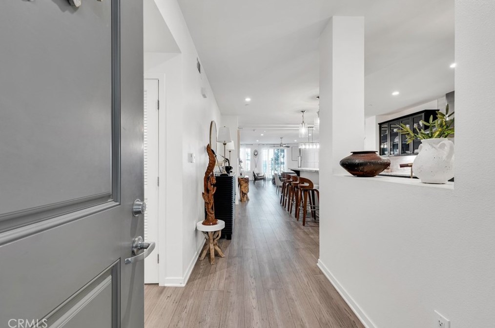 4018 Tradewinds Dr, Oxnard CA  93035-0014 exterior