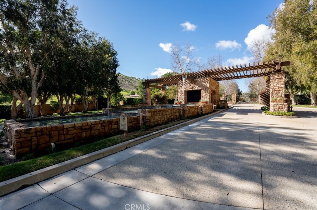 13248 Nightsky Dr, Camarillo CA  93012-9266 exterior