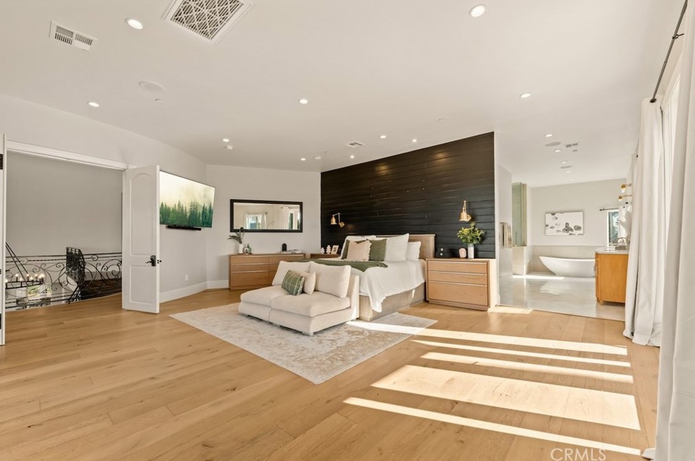 13248 Nightsky Dr, Camarillo CA  93012-9266 exterior