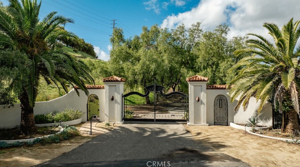 13248 Nightsky Dr, Camarillo CA  93012-9266 exterior