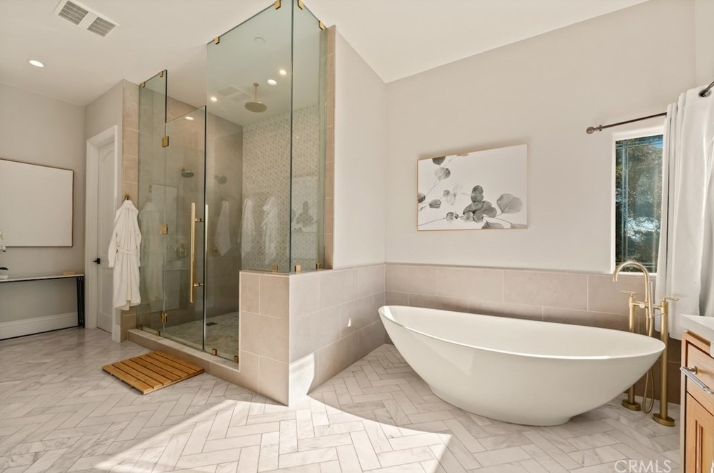 13248 Nightsky Dr, Camarillo CA  93012-9266 exterior