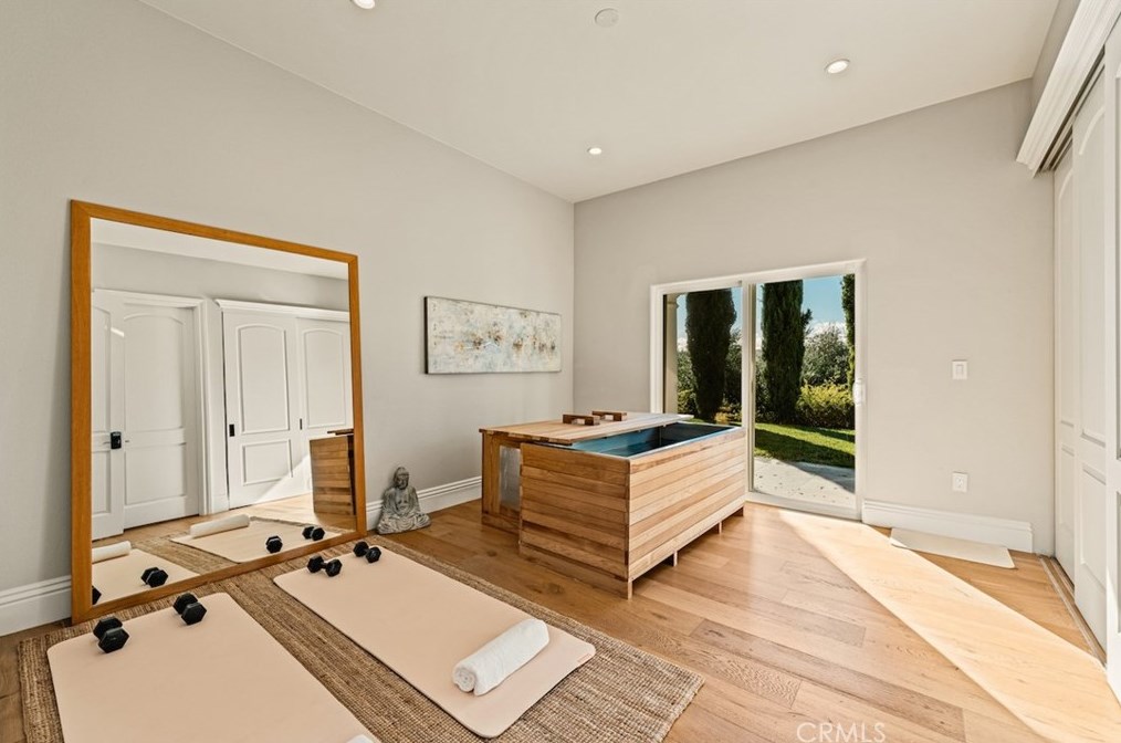 13248 Nightsky Dr, Camarillo CA  93012-9266 exterior