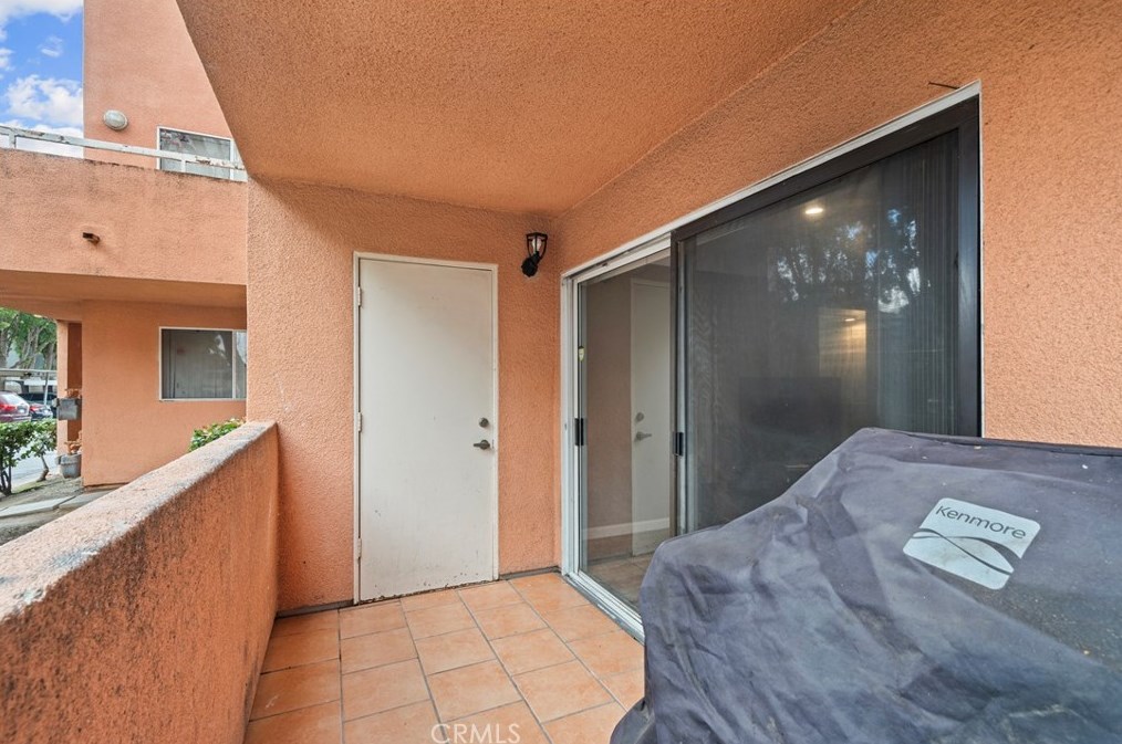 12601 Van Nuys Blvd, Los Angeles CA  91331-1300 exterior