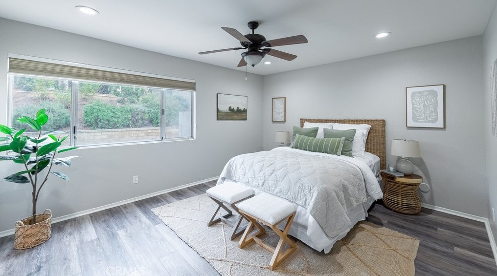 23128 Calvello Dr, Santa Clarita CA  91354-1360 exterior