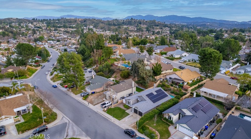 23128 Calvello Dr, Santa Clarita CA  91354-1360 exterior
