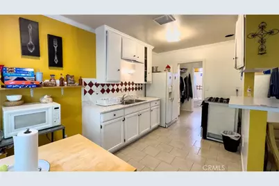 1837 Beloit Avenue, Los Angeles, CA 90025 - Photo 37