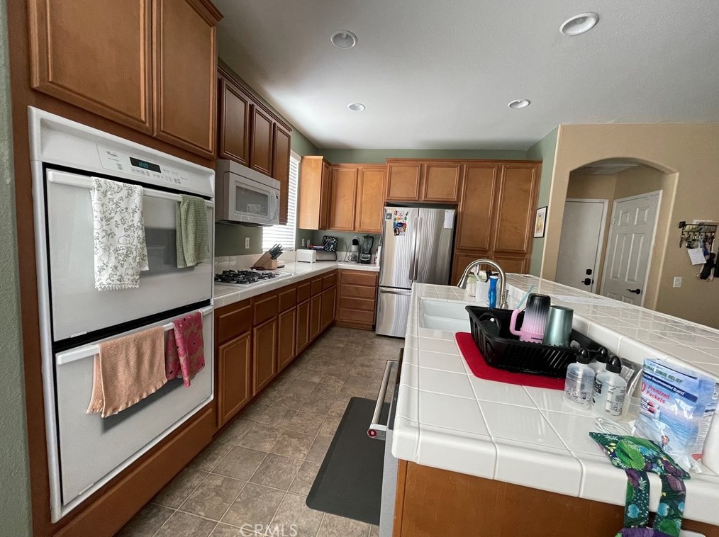 43760 58th St, Lancaster CA  93536-7153 exterior