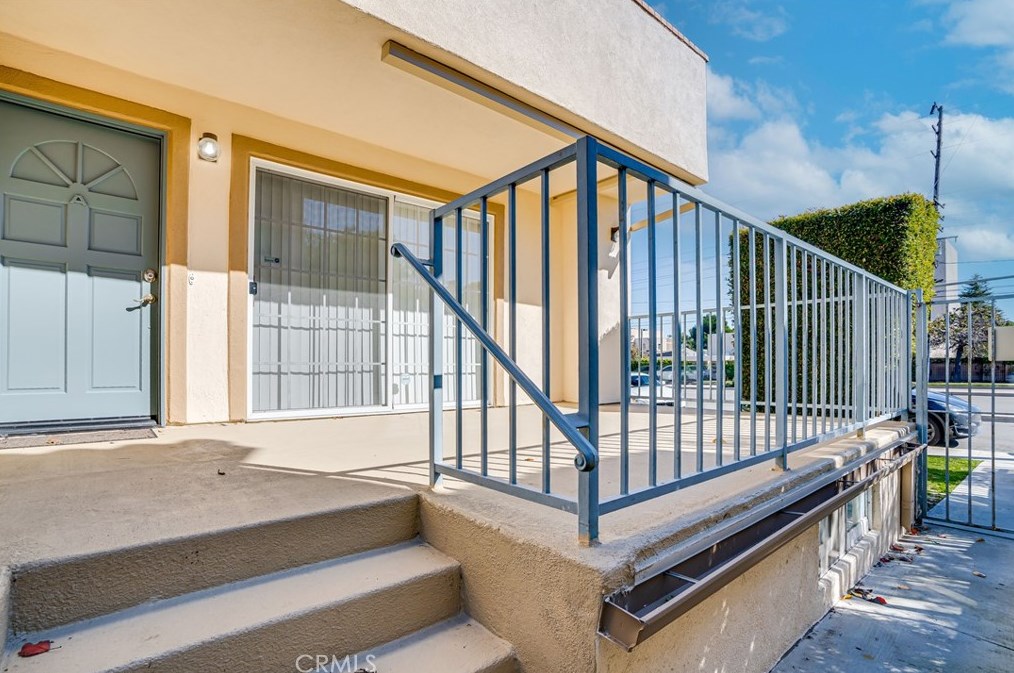 21017 Madrona Ave, Torrance CA  90503-4962 exterior