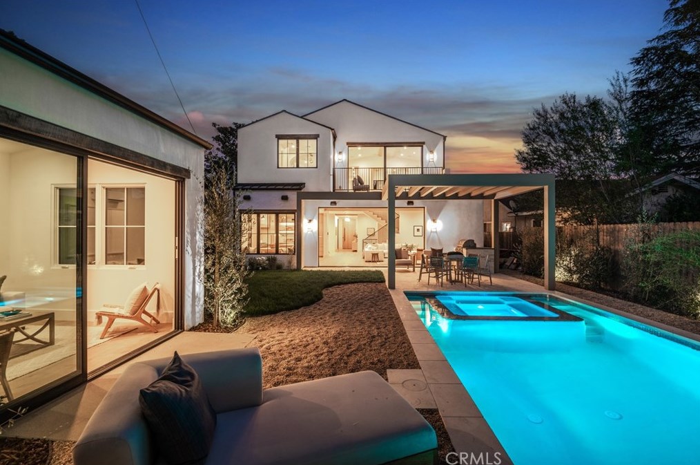 4243 Beeman Ave, North Hollywood CA  91604-1519 exterior