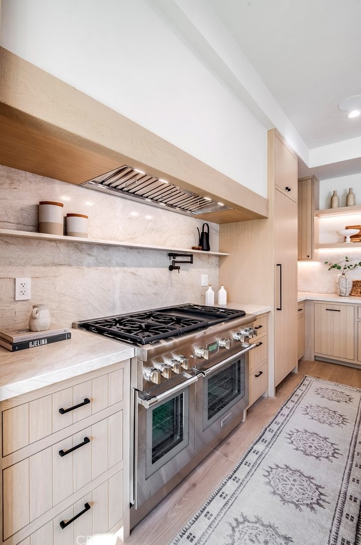 4243 Beeman Ave, North Hollywood CA  91604-1519 exterior