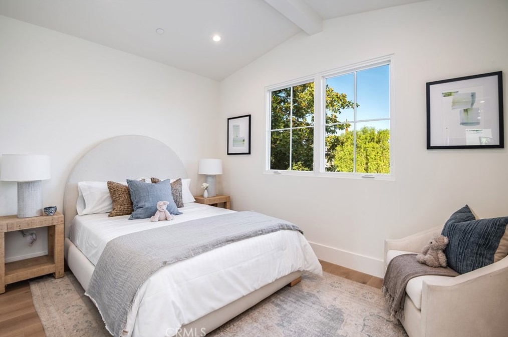 4243 Beeman Ave, North Hollywood CA  91604-1519 exterior