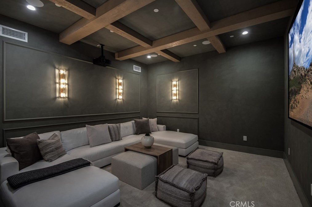 4243 Beeman Ave, North Hollywood CA  91604-1519 exterior