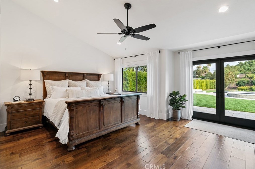 1810 Via Latina Dr, Camarillo CA  93012-8826 exterior