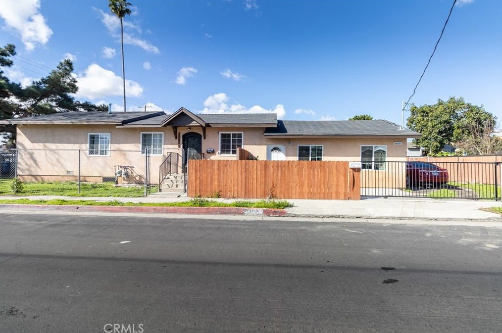 10419 Lou Dillon Ave, Los Angeles CA  90002-3751 exterior