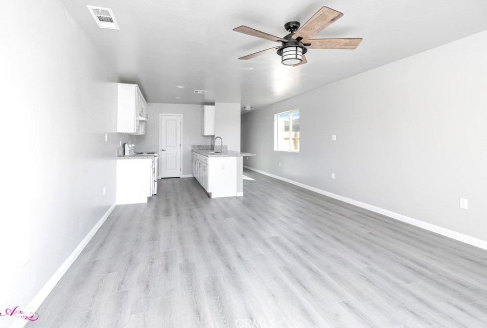 1409 Monterey St, Bakersfield CA  93306-5546 exterior