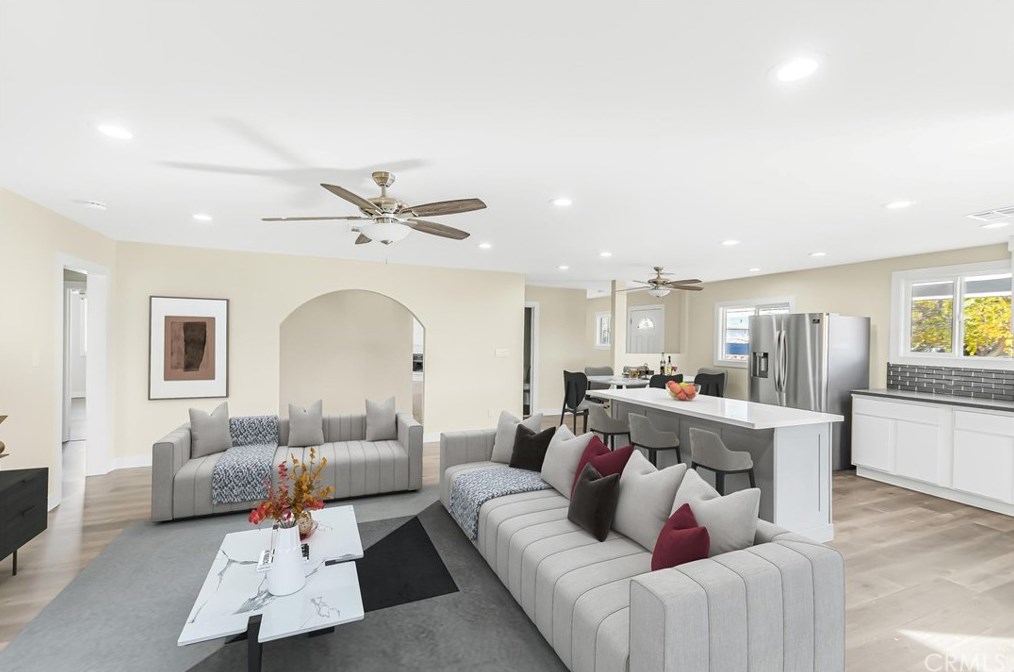 44502 Date Ave, Lancaster CA 93534-3515 exterior