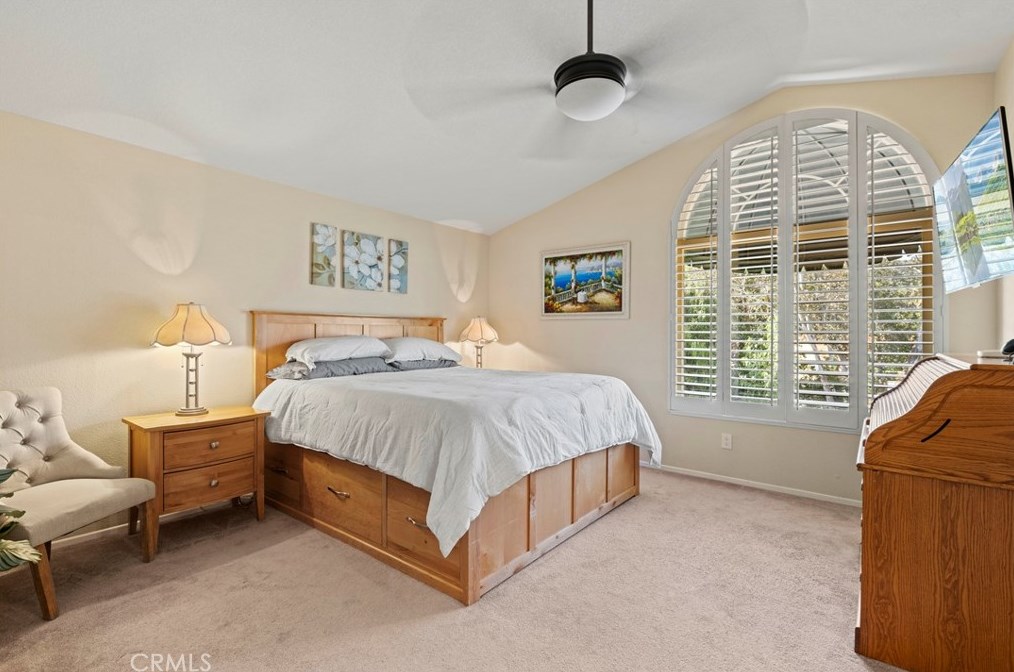 28877 Shadow Valley Ln, Santa Clarita CA  91390-1265 exterior