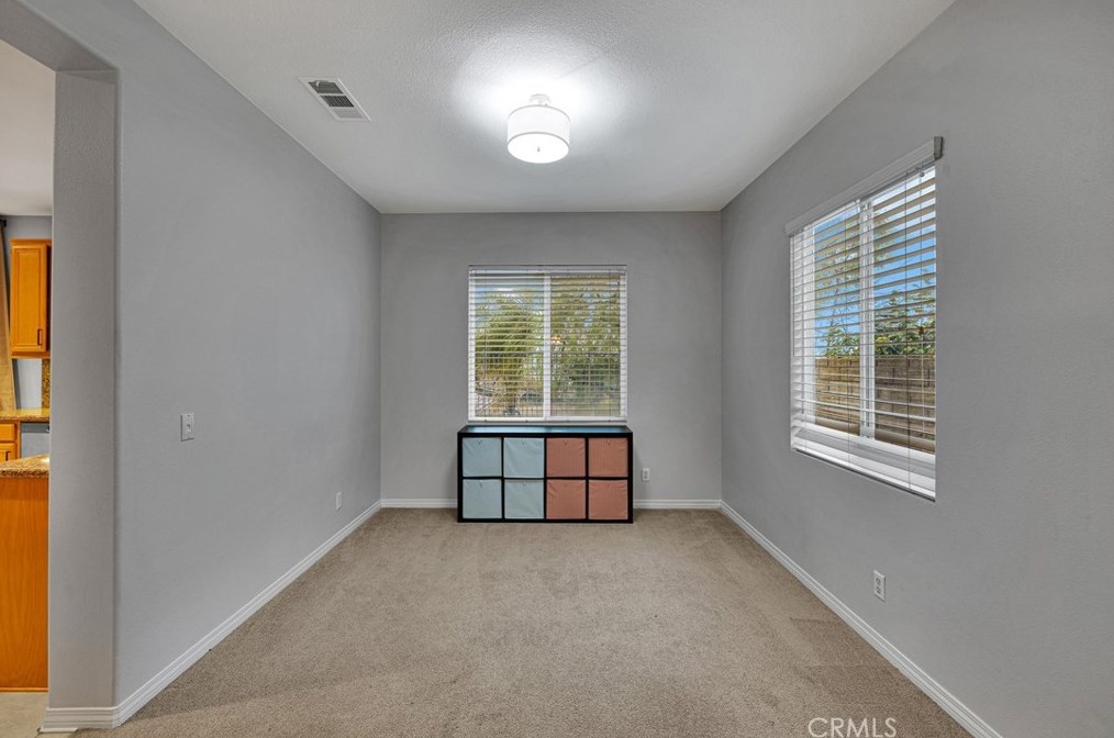28544 Redwood Canyon Pl, Santa Clarita CA  91390-5726 exterior