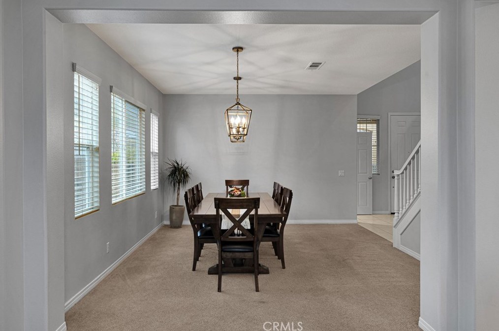 28544 Redwood Canyon Pl, Santa Clarita CA  91390-5726 exterior