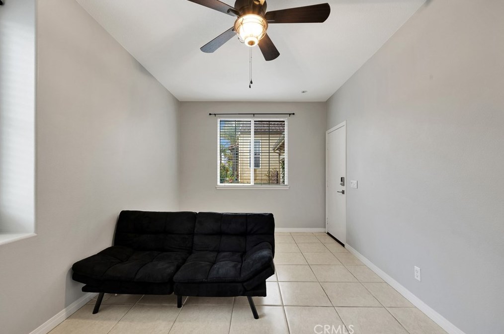 28544 Redwood Canyon Pl, Santa Clarita CA  91390-5726 exterior