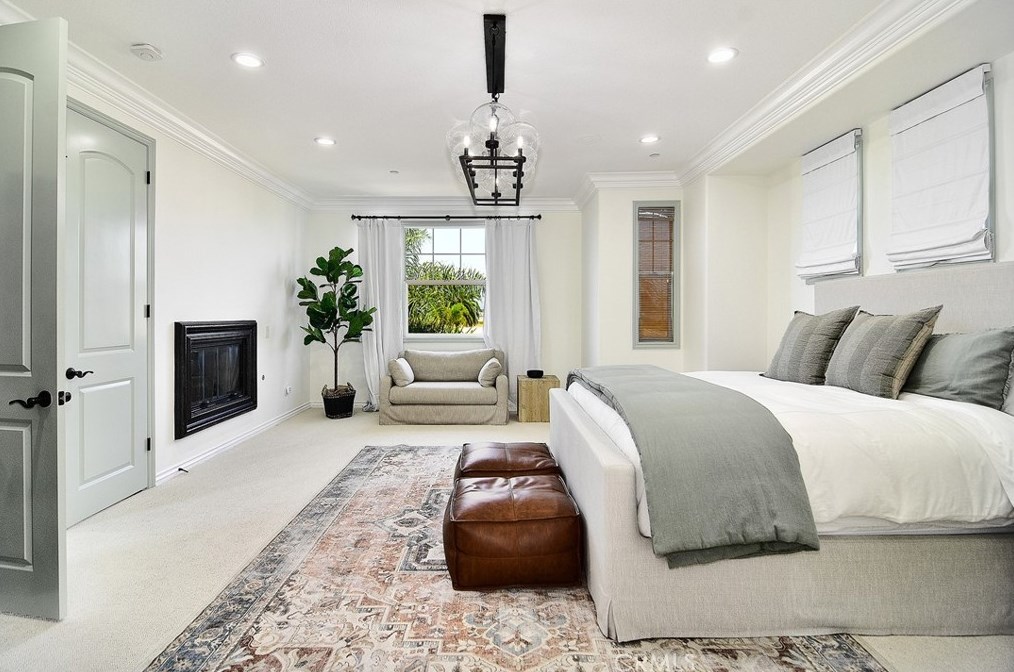 4011 Adriatic St, Oxnard CA  93035-1424 exterior