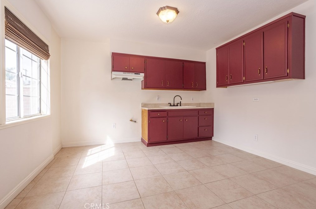 13167 Glamis St, Los Angeles CA  91331-3241 exterior