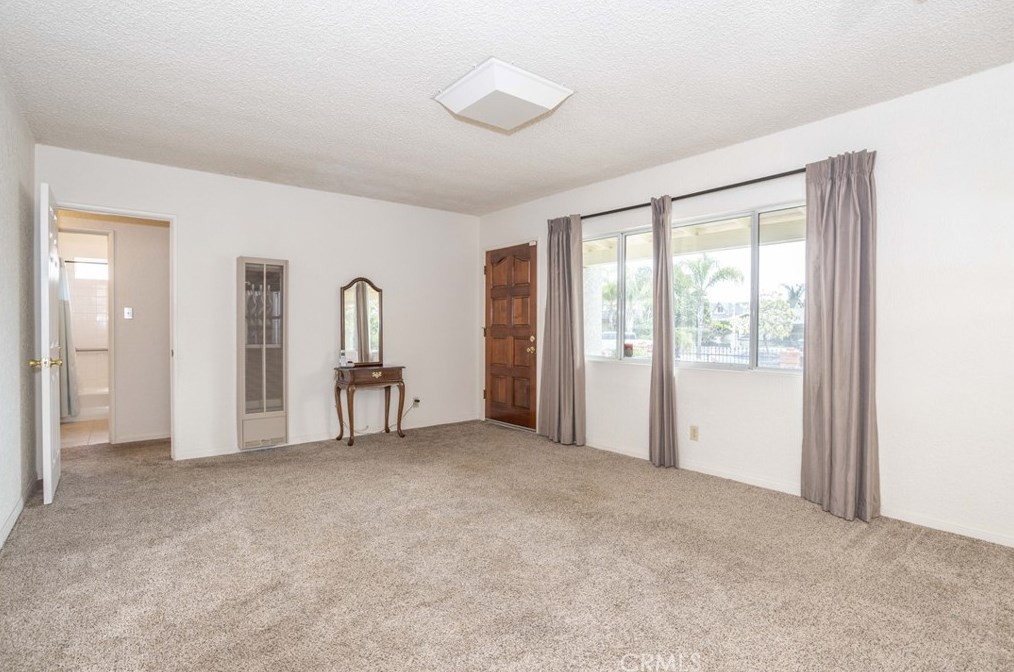 13167 Glamis St, Los Angeles CA  91331-3241 exterior