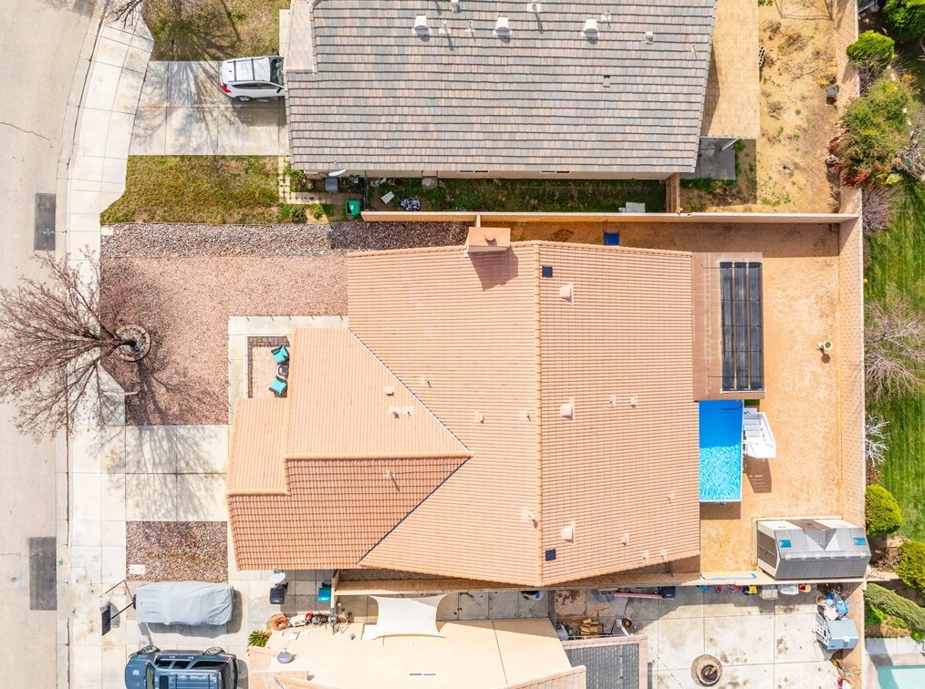 44515 17th St, Lancaster CA  93534-2863 exterior