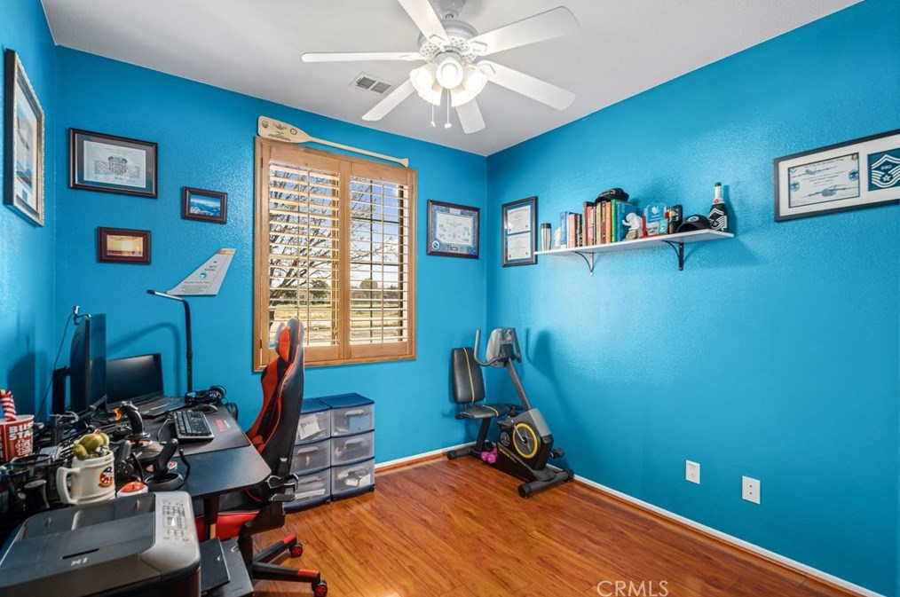 44515 17th St, Lancaster CA  93534-2863 exterior