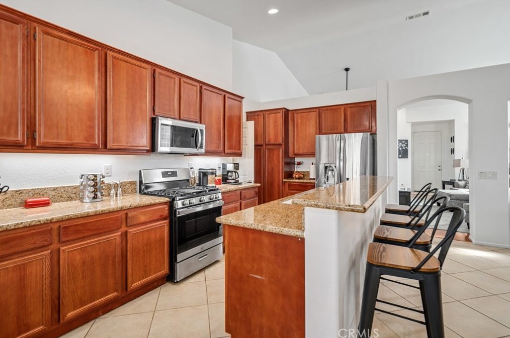 44515 17th St, Lancaster CA  93534-2863 exterior