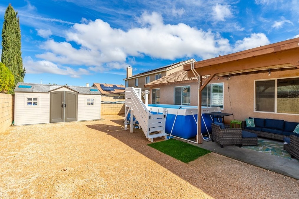 44515 17th St, Lancaster CA  93534-2863 exterior